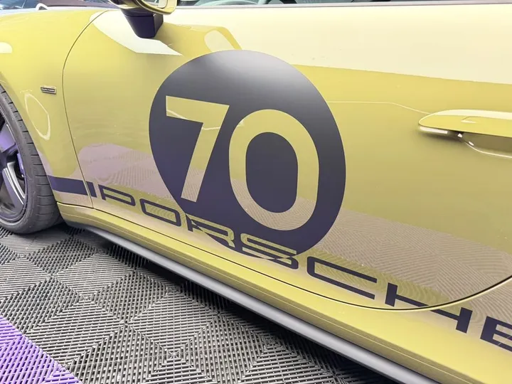 Porsche 911
