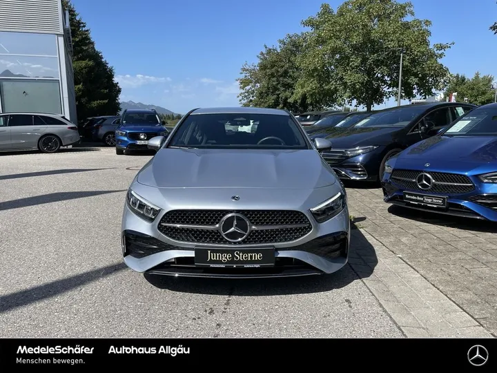 Mercedes-Benz A 180