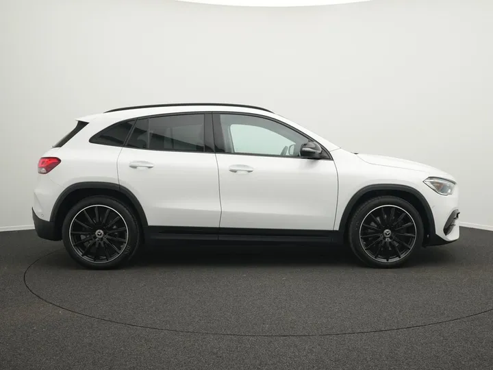 Mercedes-Benz GLA 250