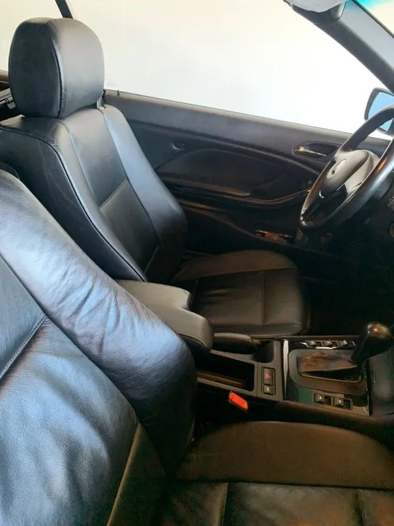 BMW 323