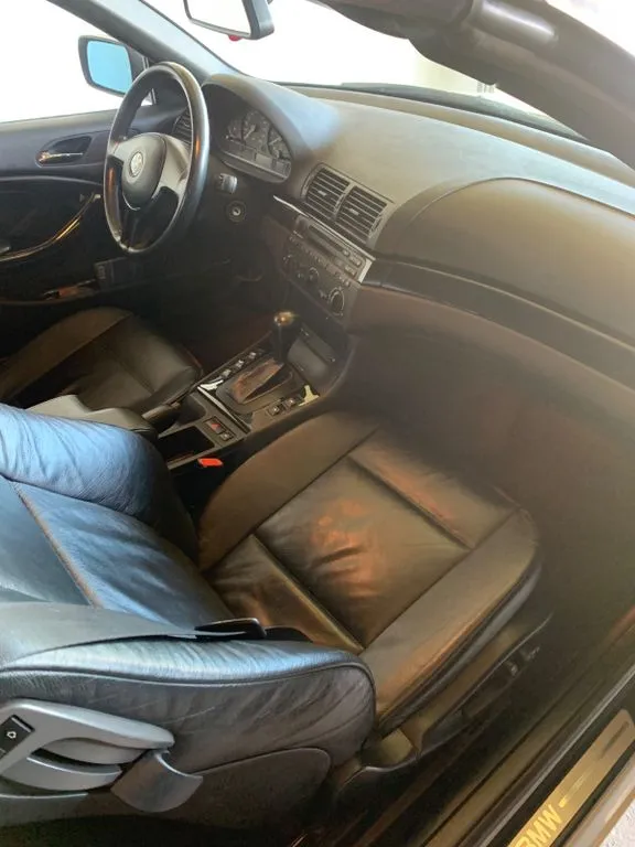 BMW 323