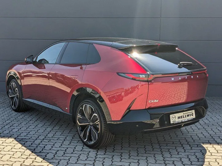 Mazda CX-6e