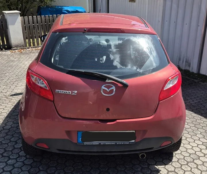 Mazda 2