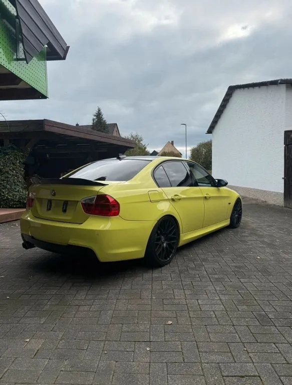 BMW 325