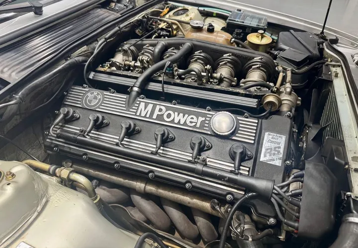 BMW M6