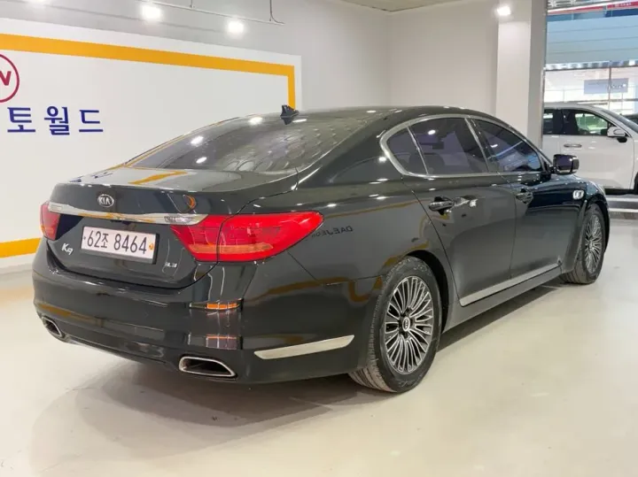 Kia K9