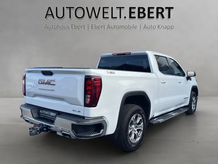 GMC Sierra