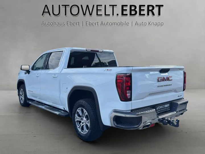 GMC Sierra