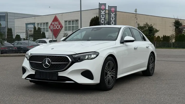 Mercedes-Benz E 200