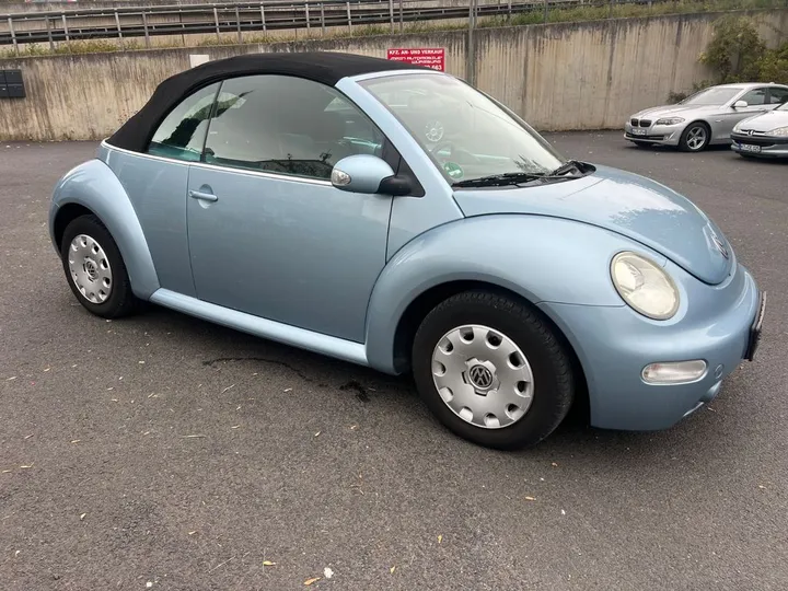 Volkswagen New Beetle