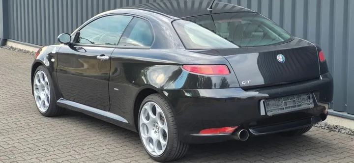 Alfa Romeo GT