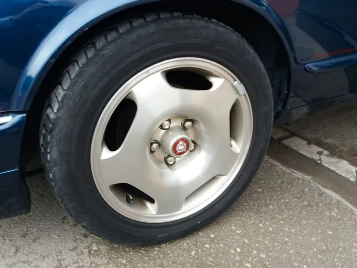 Jaguar XJR