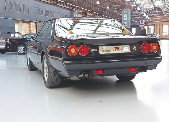 Ferrari 412