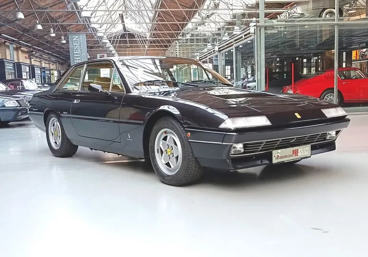 Ferrari 412