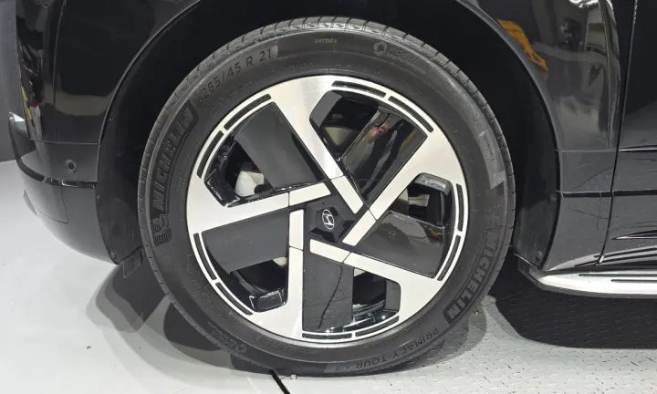 Hyundai Ioniq9
