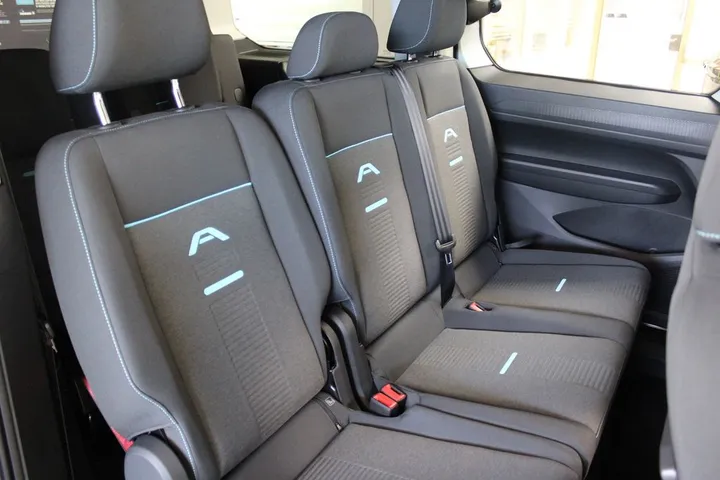Ford Grand Tourneo
