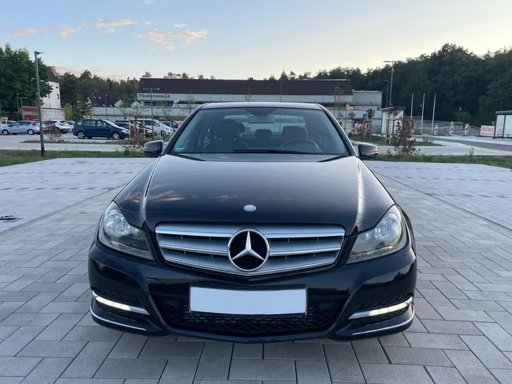 Mercedes-Benz C 200