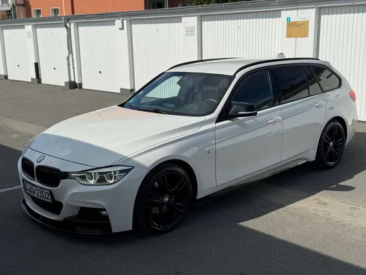 BMW 320