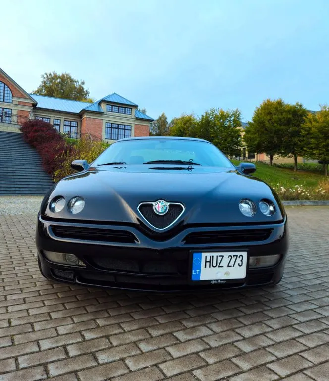 Alfa Romeo GTV