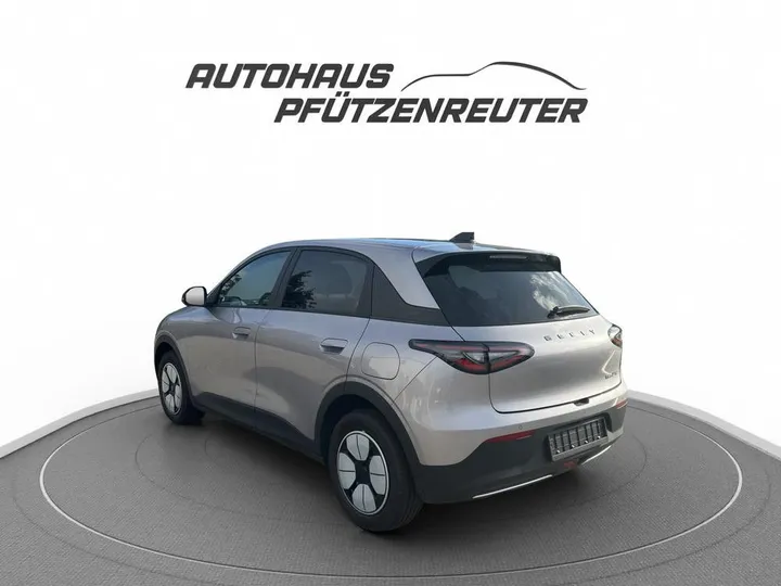Geely E2