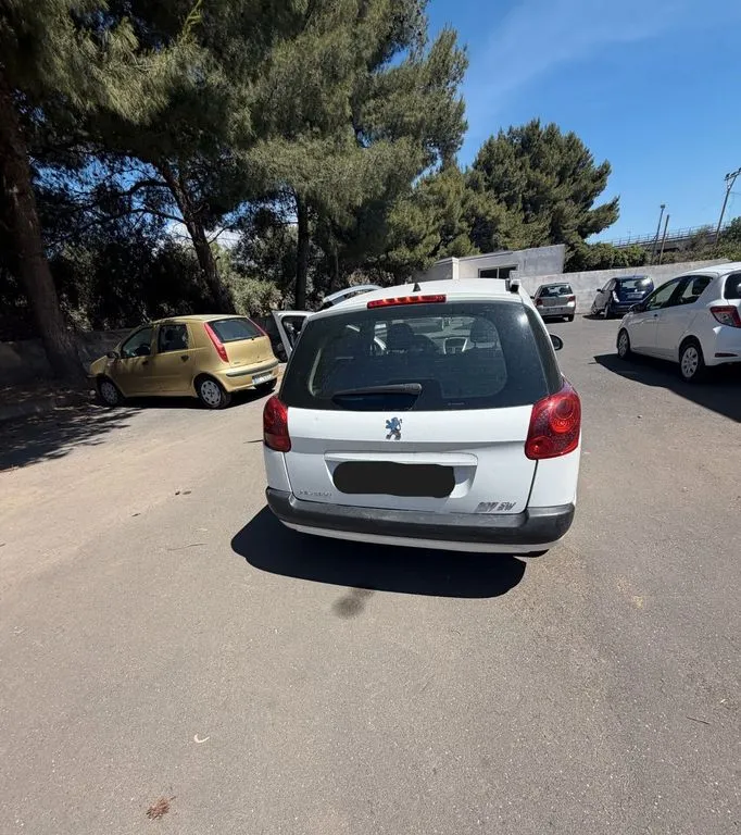 Peugeot 207