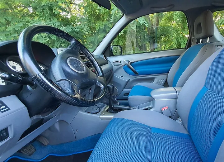 Toyota RAV 4