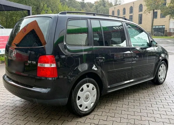 Volkswagen Touran