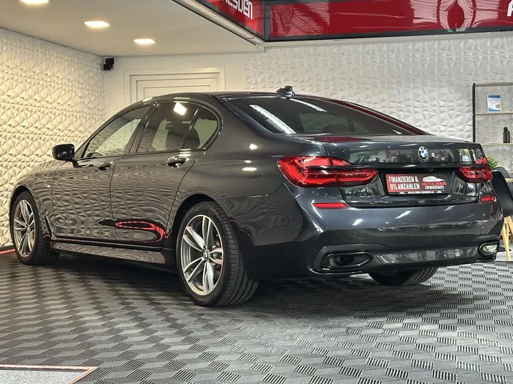 BMW 730