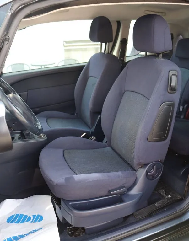 Peugeot 1007
