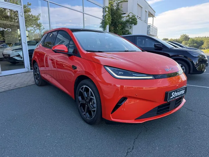 BYD DOLPHIN