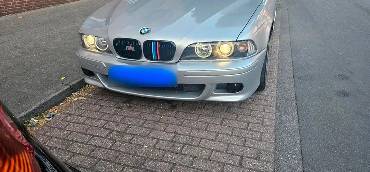 BMW 525