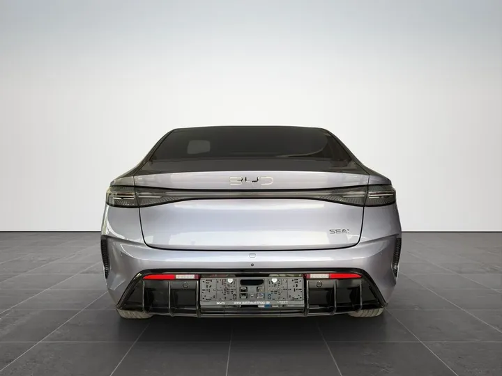 BYD SEAL