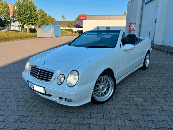 Mercedes-Benz CLK 200
