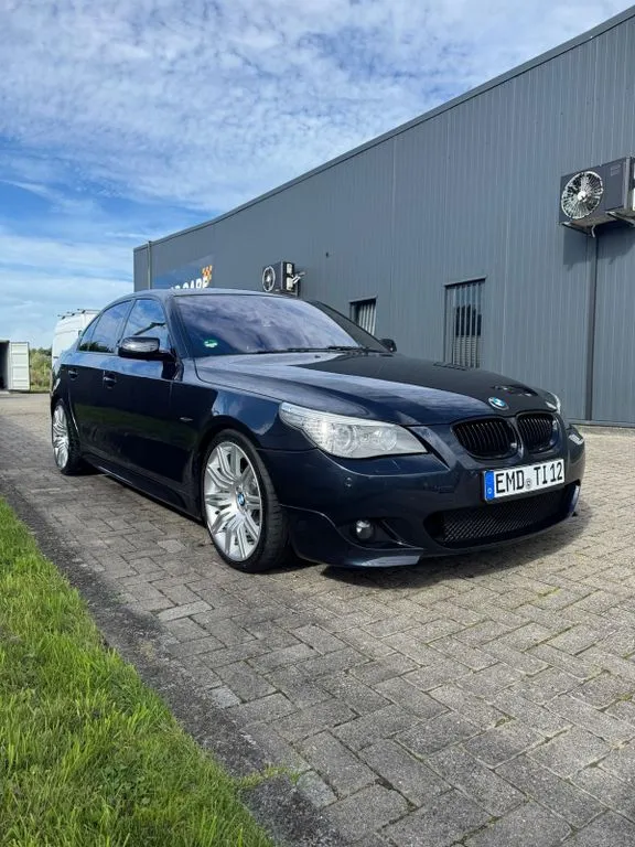 BMW 550