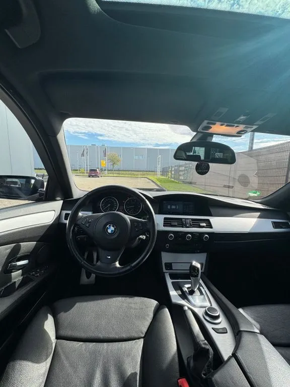 BMW 550