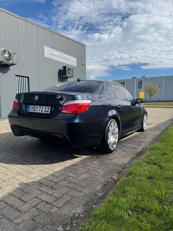 BMW 550