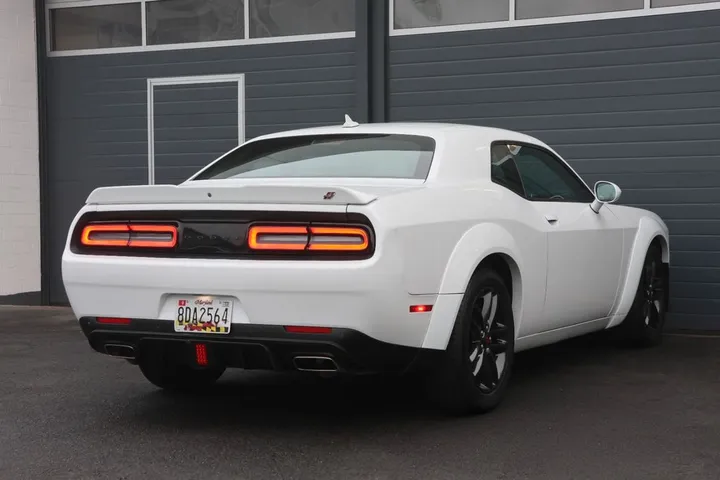 Dodge Challenger