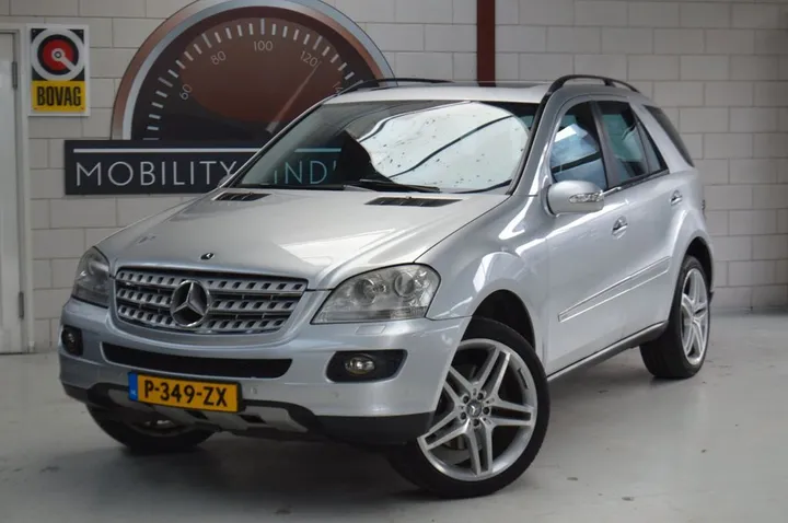 Mercedes-Benz ML 500