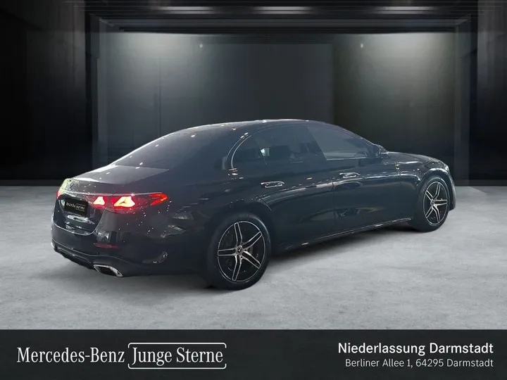 Mercedes-Benz E 200