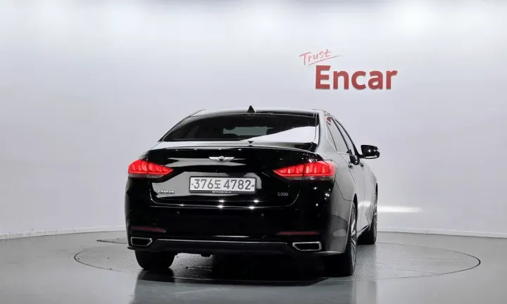 Hyundai Genesis