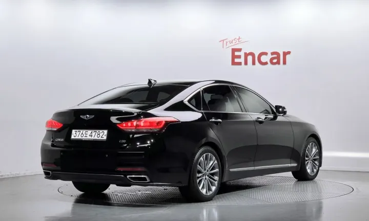 Hyundai Genesis