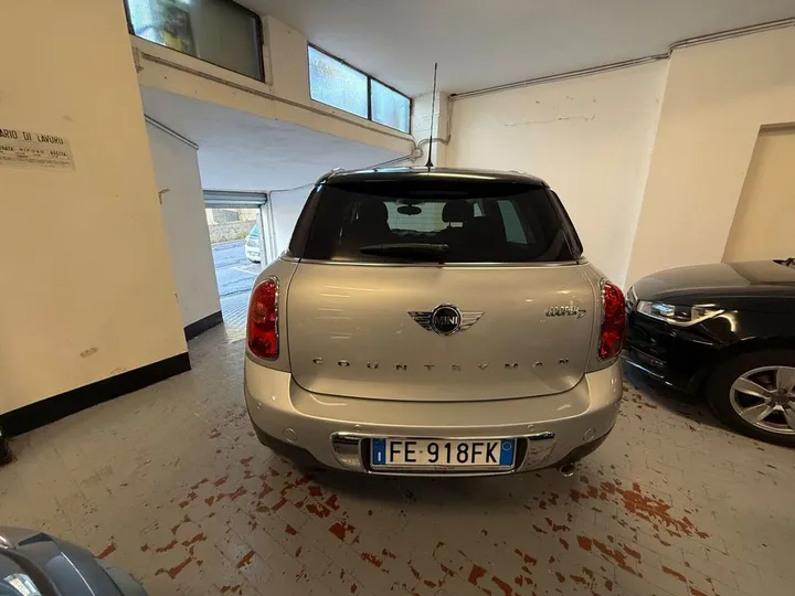 MINI Countryman D (Cooper)