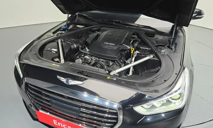 Genesis EQ900