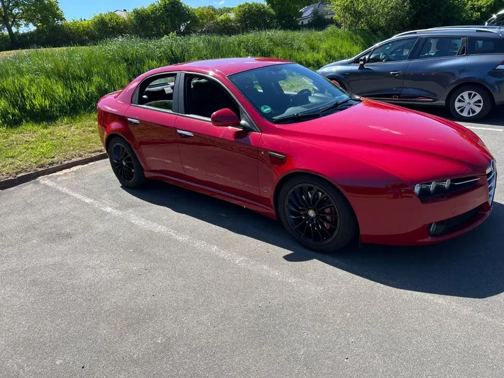 Alfa Romeo 159