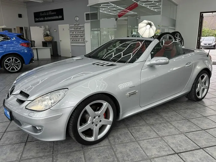 Mercedes-Benz SLK 280