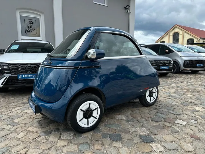 Microlino Pioneer