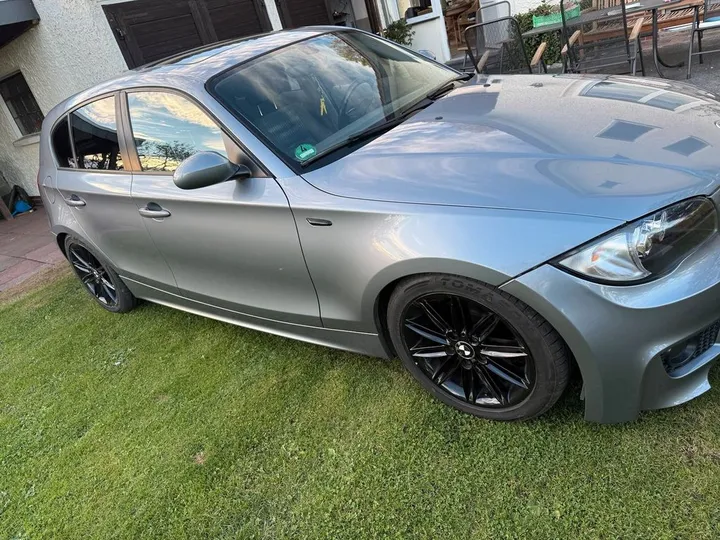 BMW 120