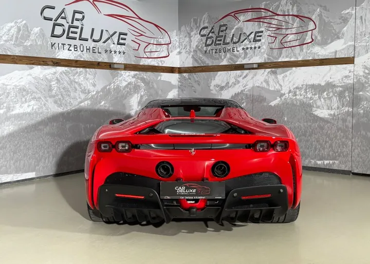 Ferrari SF90