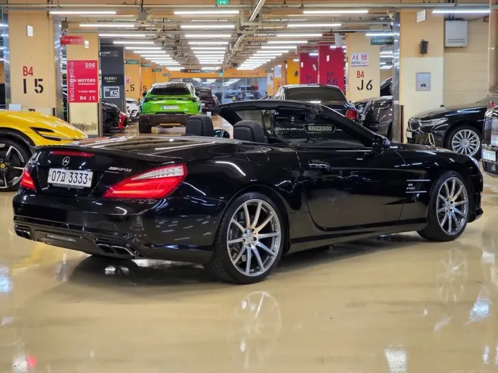 Mercedes-Benz SL-Class