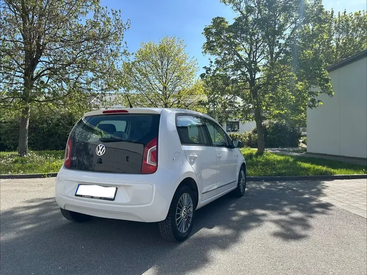 Volkswagen up!